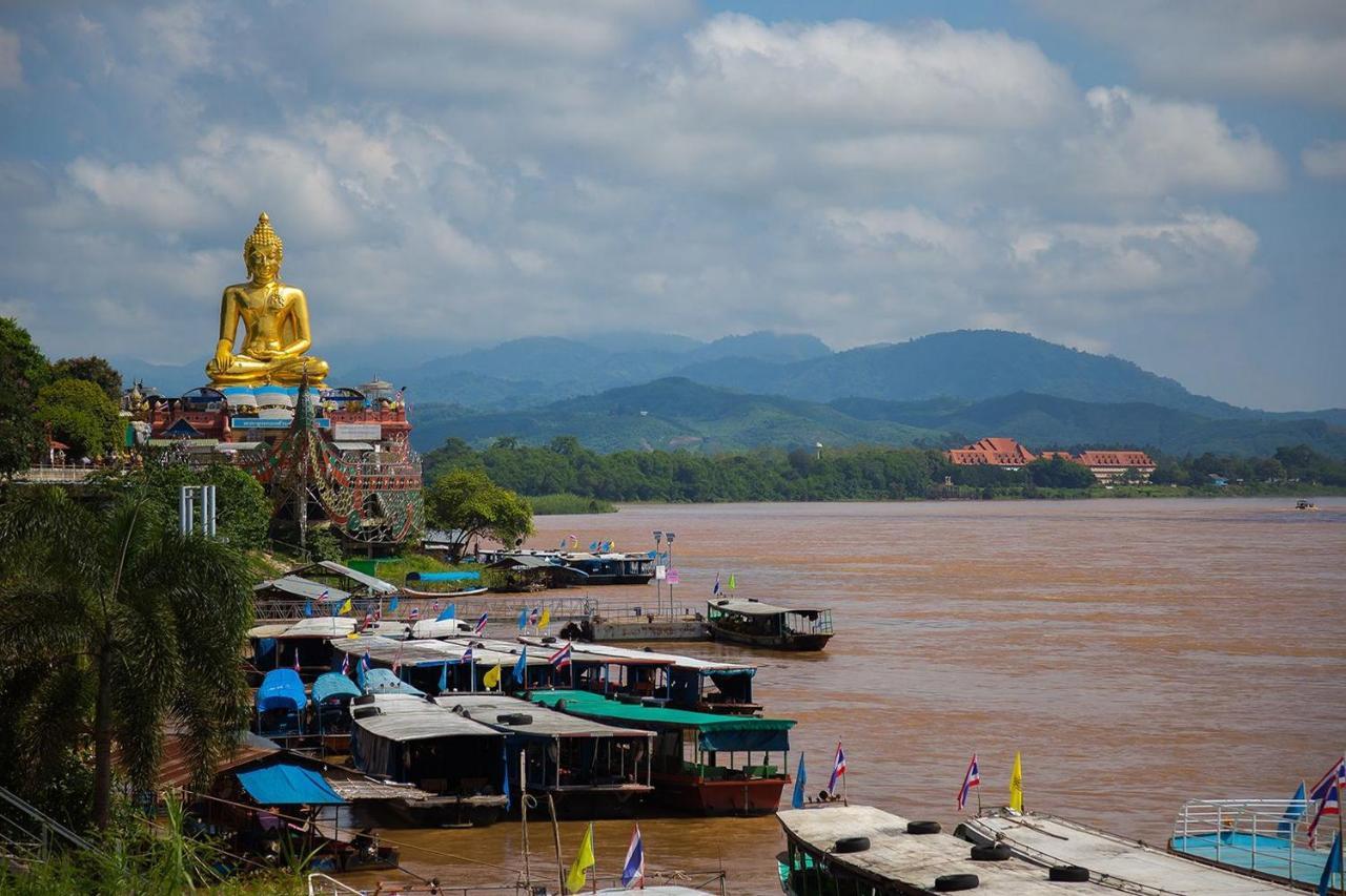 OYO 359 Golden Nakara Place Chiang Saen Dış mekan fotoğraf