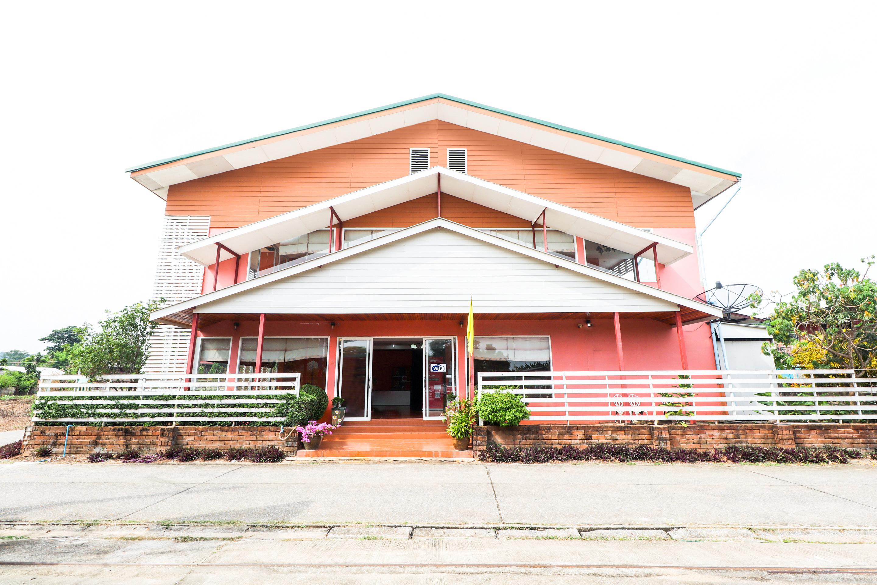 OYO 359 Golden Nakara Place Chiang Saen Dış mekan fotoğraf