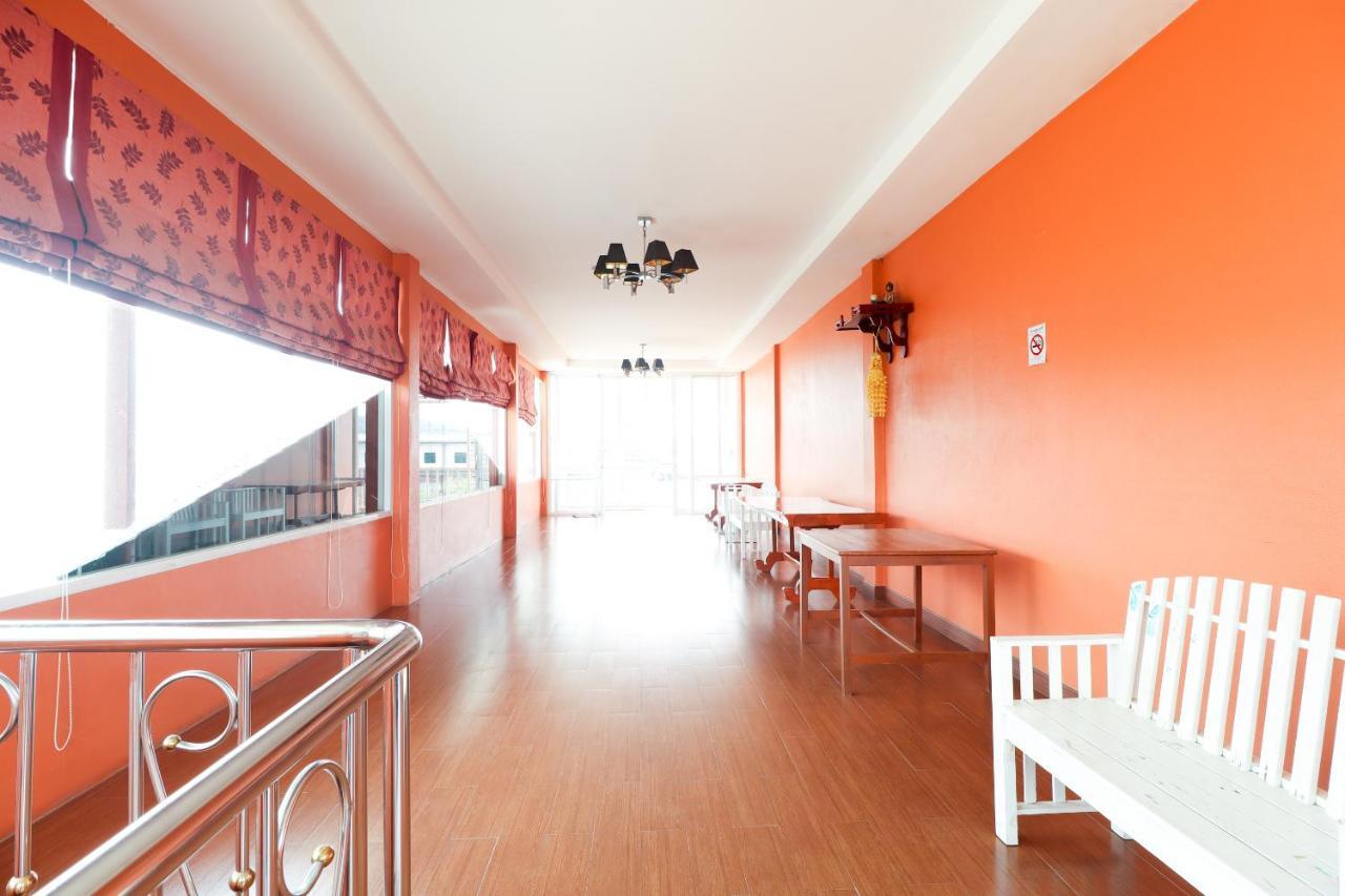 OYO 359 Golden Nakara Place Chiang Saen Dış mekan fotoğraf